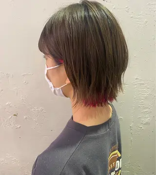 ショート カラー インナーカラー🫶 オタク美容師 山本のヘアスタイル