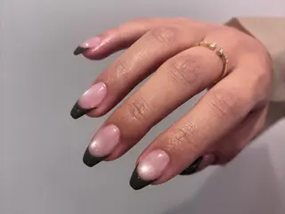 ショート 宮田 結晶のネイルデザイン