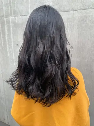 ロング カラー ヘアアレンジ yuka .のヘアスタイル