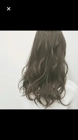 ロング すずき えりのヘアスタイル