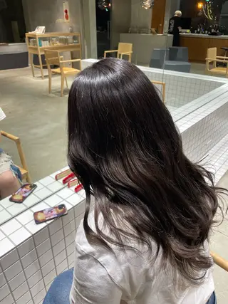 ロング カラー porto まなみのヘアスタイル