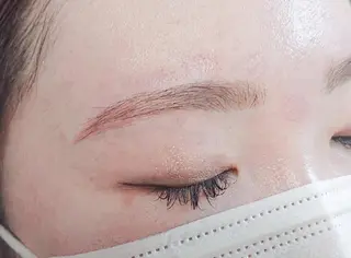 マツエク・マツパ AZURE eyelash&eyebrow所属・AZURE アジュールのマツエク・マツパデザイン