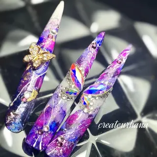 ネイル クレアトゥール華 都賀店所属・三橋 結菜のネイルデザイン