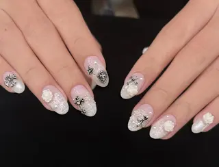 ネイル Pure&Rich Nailのネイルデザイン