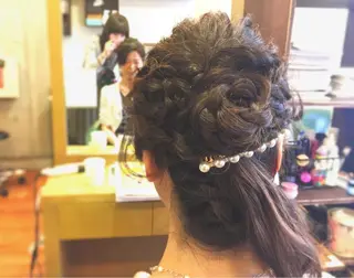 ロング ヘアアレンジ ツイスパ・波巻き 🩵片平和香奈のヘアスタイル