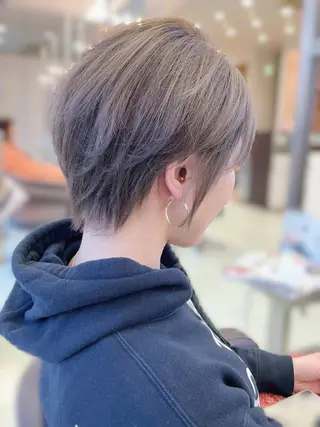 ショート wil西宮レイヤー 西村徹のヘアスタイル