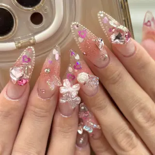 ネイル Basic町田本店 Suzunaのネイルデザイン