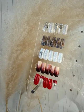 ネイル Color . Iwanoのネイルデザイン