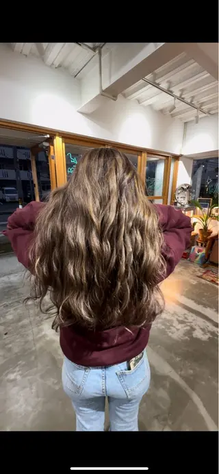 カラー KOU×北谷× BY MY SIDEのヘアスタイル