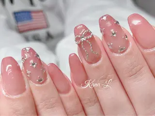 ネイル 芦辺 香奈のネイルデザイン