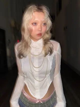 ミディアム イシイ モエカのヘアスタイル