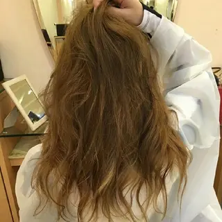 カラー EMANON名古屋所属・美谷添（ミヤゾエ） まどか大人ヘアサロンのヘアスタイル