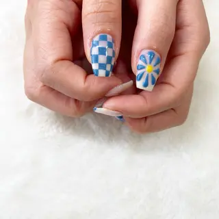 ネイル Laki nailのネイルデザイン