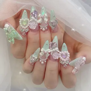 ネイル Mio_ Noiranailのネイルデザイン