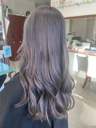 ロング カラー 色川 優斗《髪質改善》のヘアスタイル