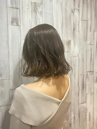 ミディアム カラー 🌈little Lulu 東梅田🌈所属・いずみ かえでのヘアスタイル