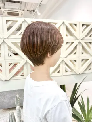 ショート 伊藤 優里のヘアスタイル