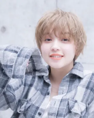 ショート カラー hao所属・西山 頌太のヘアスタイル