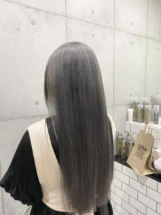 ロング カラー newi赤羽 HINATAのヘアスタイル