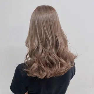ミディアム カラー 💘トレンドスタイル 💘透明感ヘアのヘアスタイル