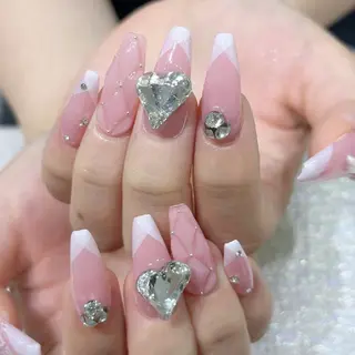 ネイル Queens みなみのネイルデザイン