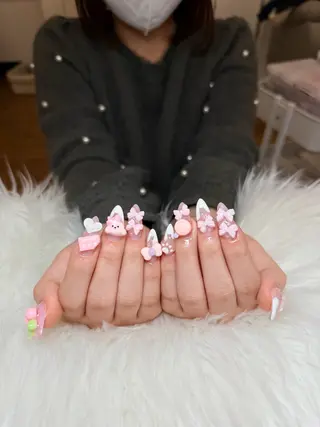 ネイル Risu Nails Salon 代々木所属・リス ネイルのネイルデザイン