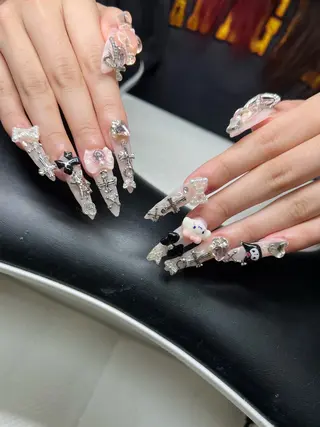ネイル Lee Nailsのネイルデザイン