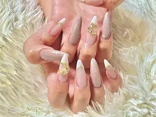 ネイル hohomi .のネイルデザイン