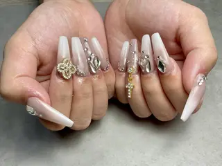 ネイル elu hのネイルデザイン