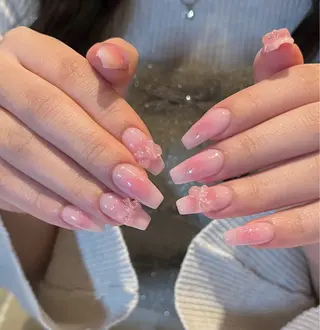 ネイル カスミ 💛吉祥寺のネイルデザイン