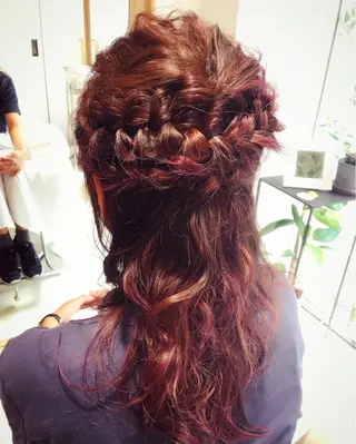 ロング カラー ヘアアレンジ 安永 涼のヘアスタイル