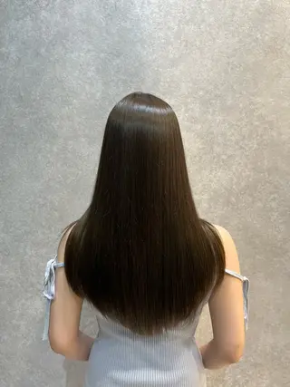 カラー 山下 由未佳のヘアスタイル