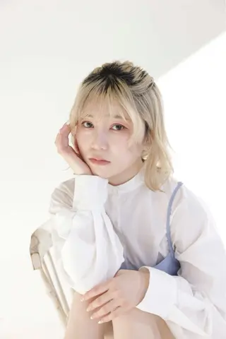 ミディアム カラー ヘアアレンジ 暖色カラー / minoriのヘアスタイル