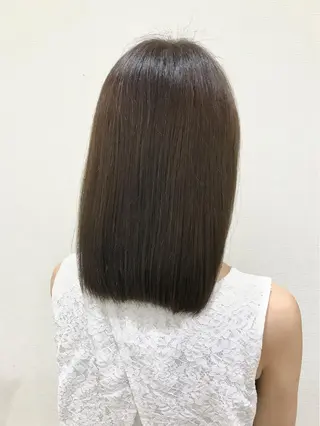 ミディアム カラー 高木 麻知子のヘアスタイル