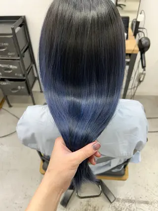セミロング カラー 🫐寒色系カラー 🫐ヤマナカリリカのヘアスタイル