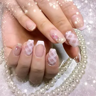 ネイル Nailsalon Lilyのネイルデザイン