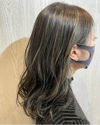 ミディアム カラー ヘアアレンジ HUENEST アカデミーサロンのヘアスタイル