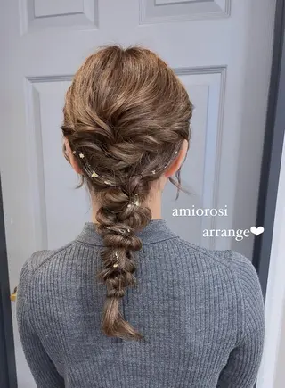 セミロング 緒方 つばさのヘアスタイル