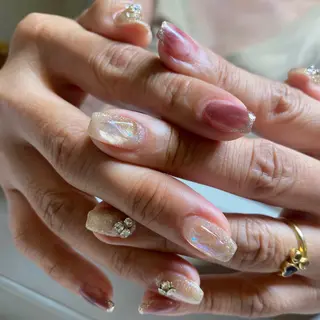 ネイル amuse 手書きニュアンスのネイルデザイン