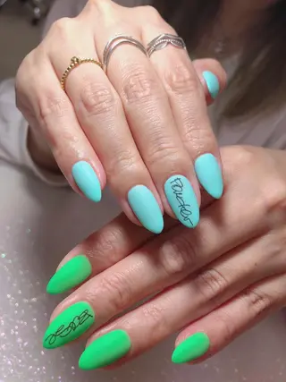 ネイル Flowerネイルサロン所属・. yukiのネイルデザイン