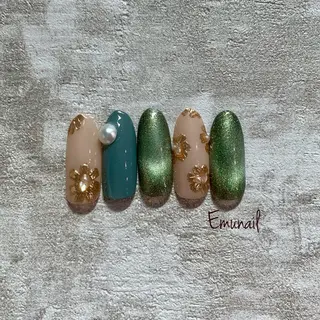 ネイル Emu Nailのネイルデザイン