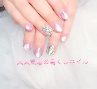 ネイル pink ladyサロン所属・べ にのネイルデザイン