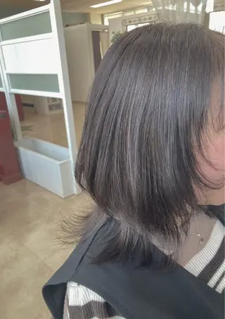 ミディアム カラー Prism co所属・入澤 由亜のヘアスタイル