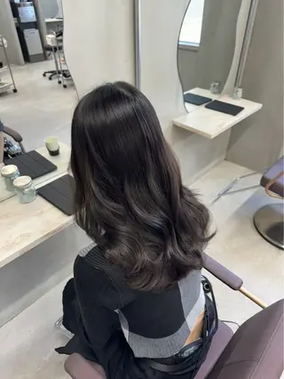 セミロング カラー Pinq  by angelica 瓢箪山店所属・治川 みちるのヘアスタイル