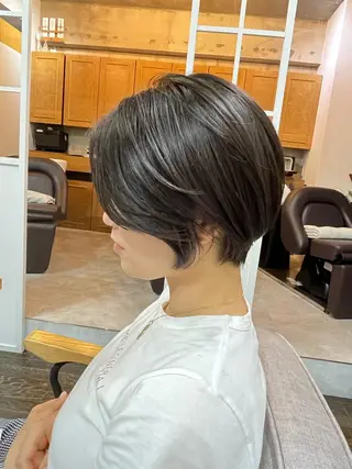 ショート 杉山 タダスケのヘアスタイル