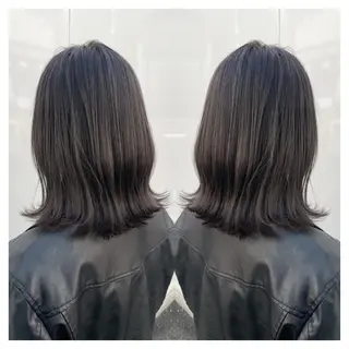 ミディアム カラー 村山 茉衣のヘアスタイル