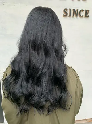 ロング カラー Zina天王寺 CHIAKIのヘアスタイル