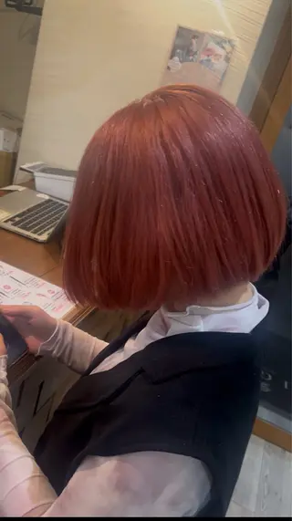 ショート 飯星慧斗 /ブリーチ、縮毛矯正のヘアスタイル