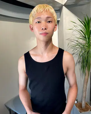 ショート カラー レイヤーパーマ🪐 伽羅のヘアスタイル