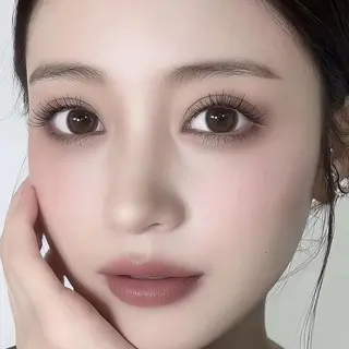 マツエク・マツパ 🖤🤍石川 アイリ🤍🖤のネイルデザイン